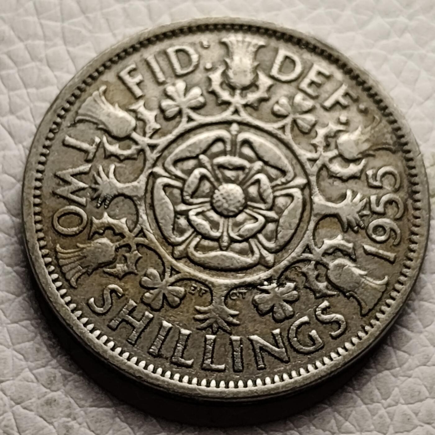 泉币菌-第27场-中外散币乐园 英国早期1955年 2先令大镍币 伊丽莎白二世头像 28.3MM