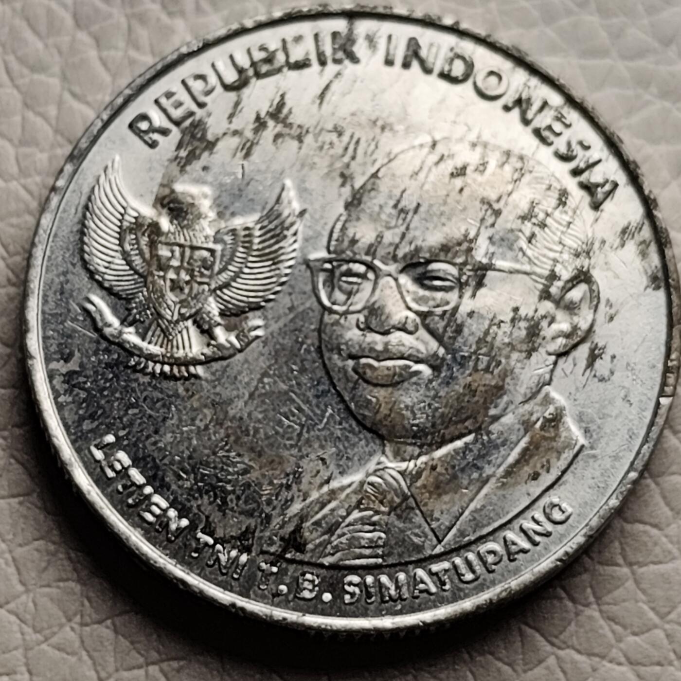 泉币菌-第27场-中外散币乐园 印尼500卢比新版铝币 直径27ｍｍ