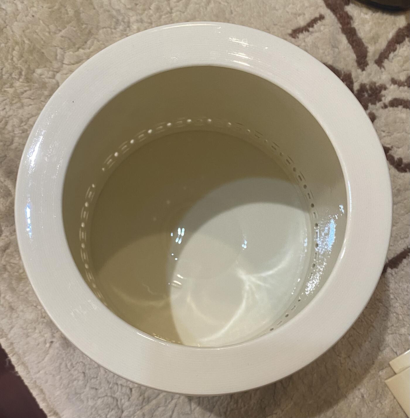 【旋风钱币】5月24日19:00准时开拍 精美欧洲币章纸币 瓷器紫砂城轩拍卖图录等 全场包邮 彩瓷笔筒 欢天喜地 11个年画大娃娃 可收藏 可观赏 可用 可玩 直径13.5cm 高14.5cm 480克 