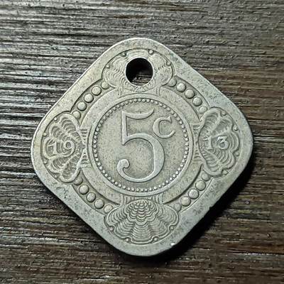 【铜匠收藏】★第111场★散币场，无佣金，30包邮。不满30元，支付5元运费。《接受代拍 代送NGC评级》 -  荷兰 1913年 5分 菱形镍币（打孔）