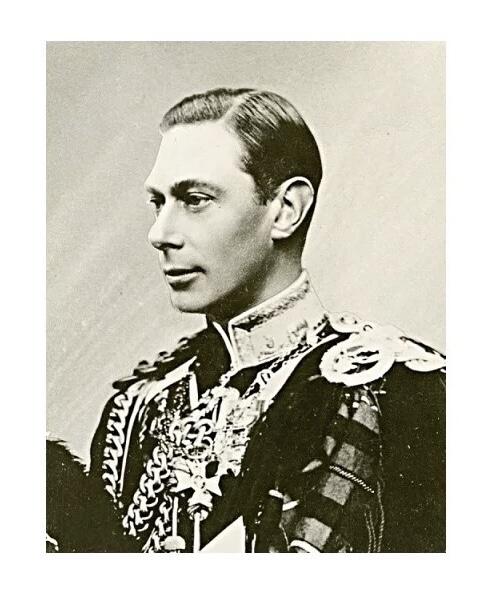 单枚价 英国二战期间乔治六世 镀金高浮雕精制币章吊坠 20MM