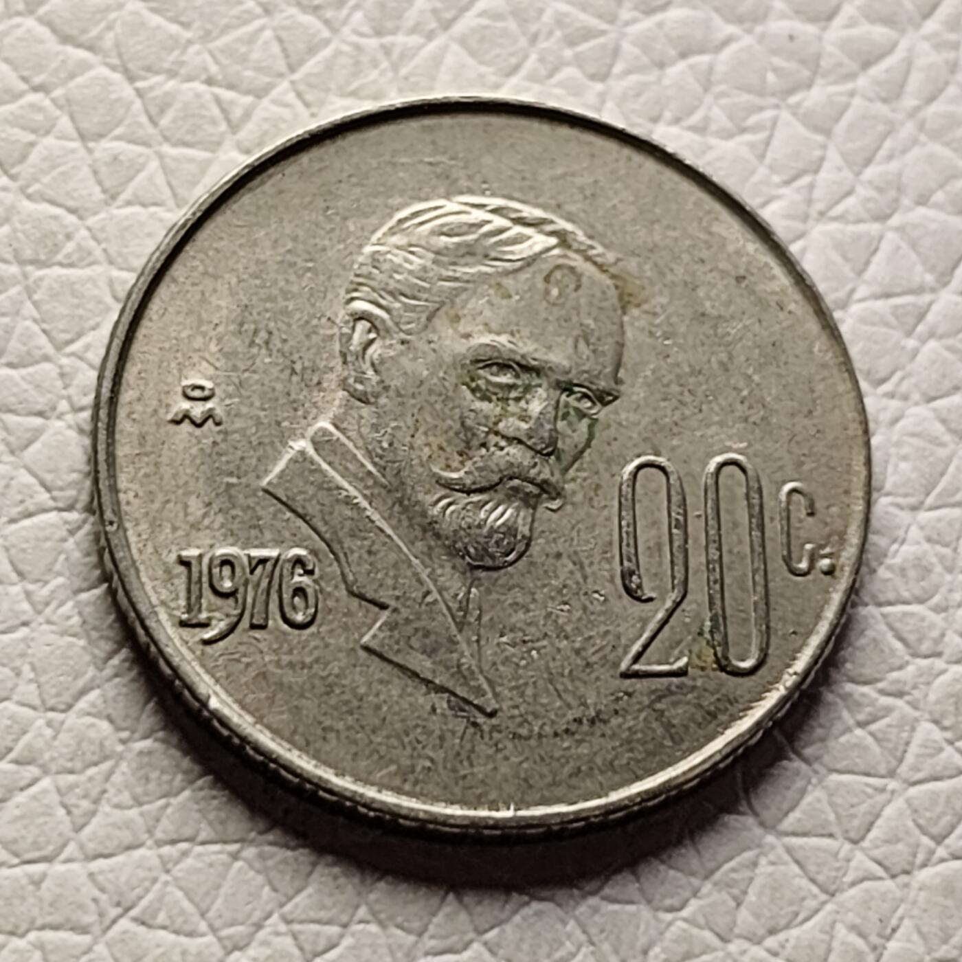 泉币菌-第29场-中外散币乐园 墨西哥1975年20分铜镍币，第33届总统弗兰西斯科·马德罗，20mm。