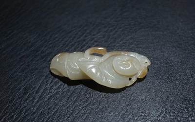 玉石翡翠玛瑙｜拍卖专场 明清风老和田玉立体工童子执莲把件｜尺寸详见图八