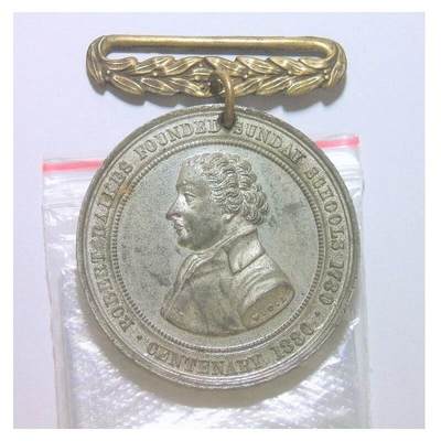 英国1880年教育家雷克斯高浮雕精制大合金章 带铭牌 43MM - 英国1880年教育家雷克斯高浮雕精制大合金章 带铭牌 43MM
