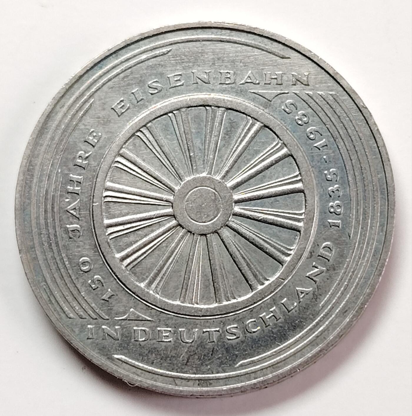 布加迪🐬～世界钱币(上海)🌾第 256 期 /  各国套币和散币