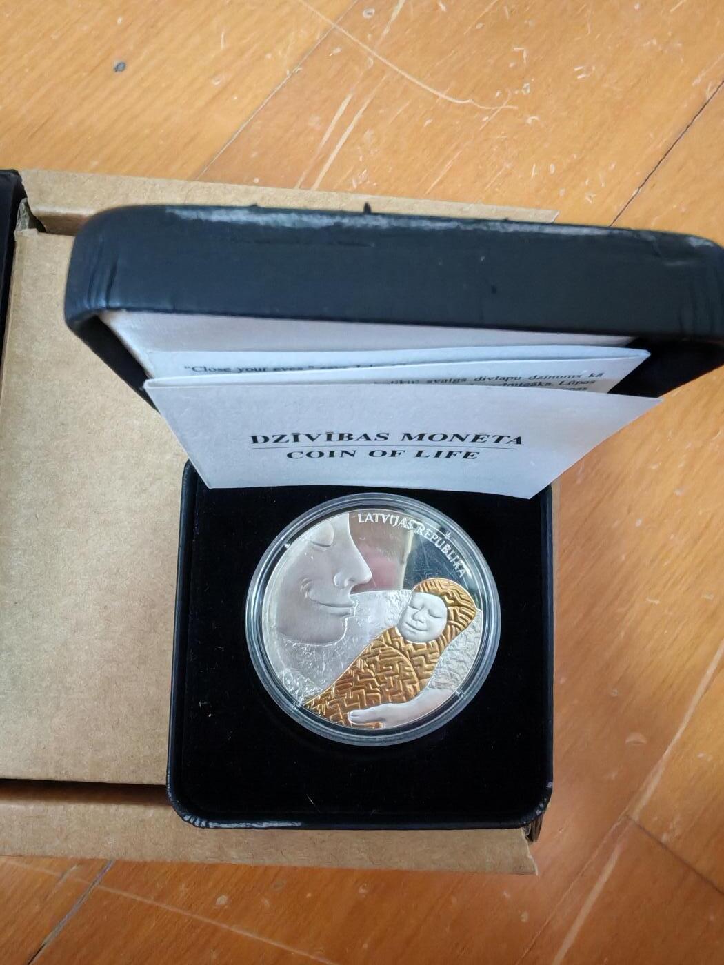 长老汇蛇年精选第十三场拍卖 2007拉脱维亚生命1拉特镀金精制银币，盒证全