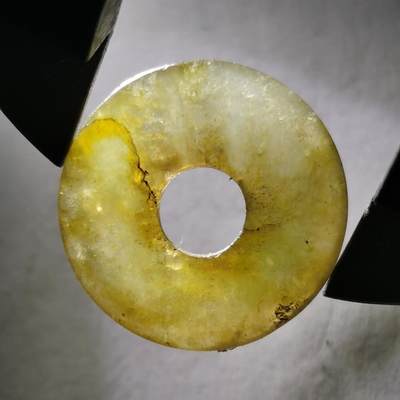 藏珍品阁64期 - 清代冰种老玉扣