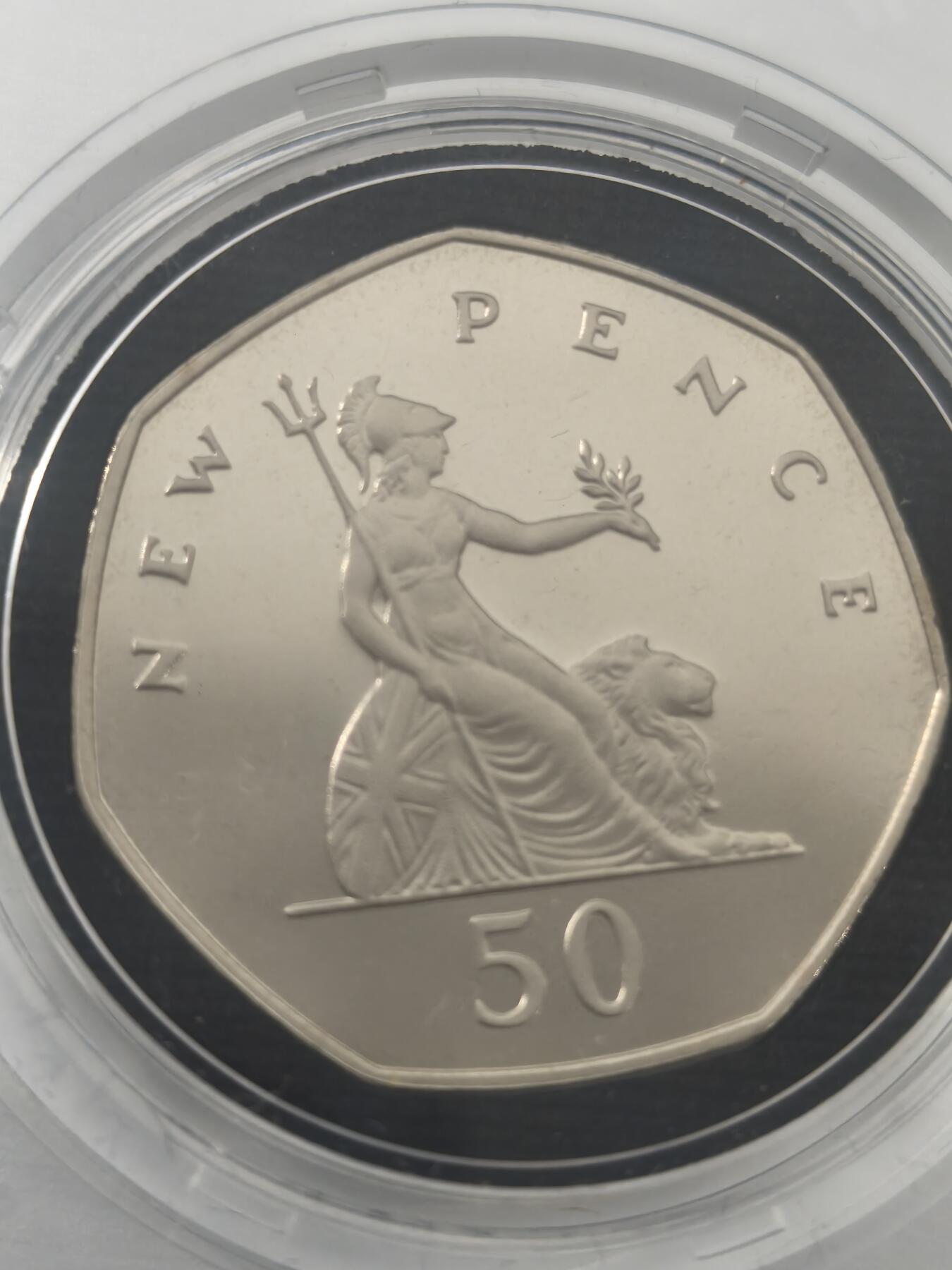 Krab外币市集Vol.10 英国1981年精制50便士-原包装