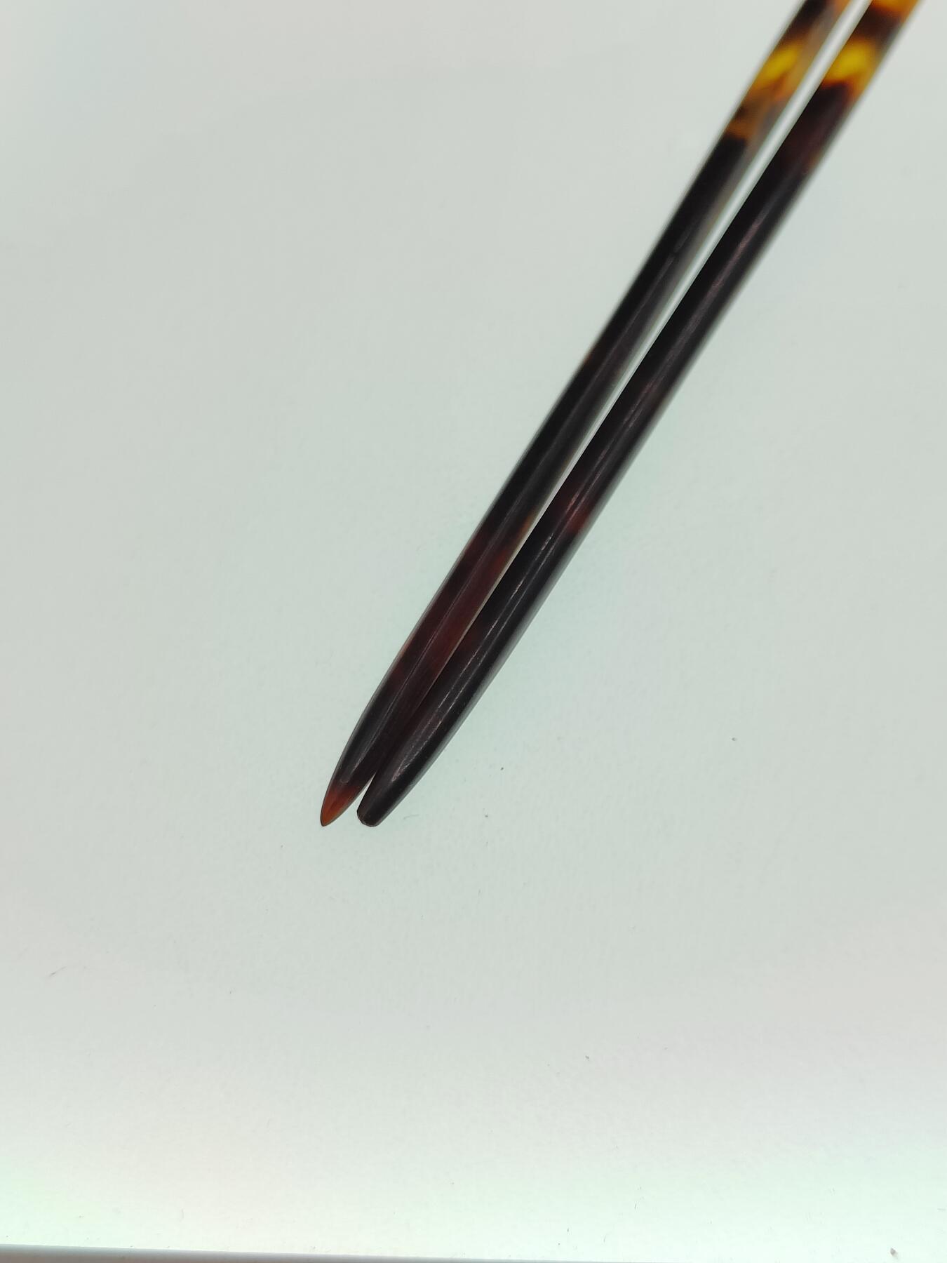 0元起拍勋章 第263期 咸鱼国勋章拍卖专场 5月28日（周三）下午6：00开始 日本大正时期古董发簪 有机宝石珠子