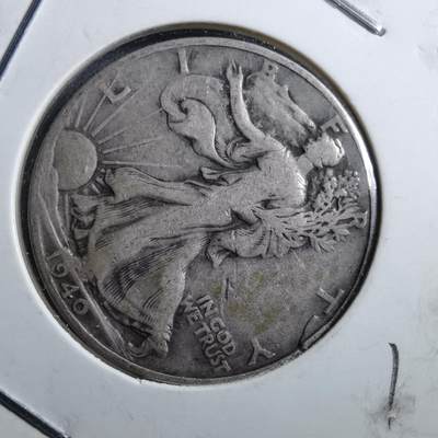 沼泽如烟--第728场 - 美国1940年半美元银币行走女神