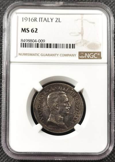  甄臻铺-世界币章拍卖（第19期），送拍享返佣金等优惠多多 - NGC-MS62 1916年意大利马车2里拉，黑五彩包浆，泛幽幽蓝光，极美，早期年份