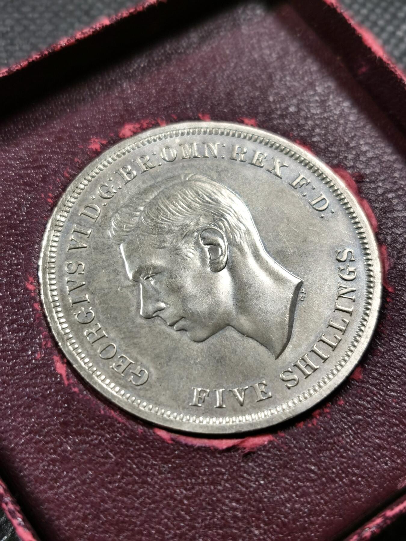  甄臻铺-世界币章拍卖（第19期），送拍享返佣金等优惠多多 1951年镍马剑，最后的马剑，盒证全