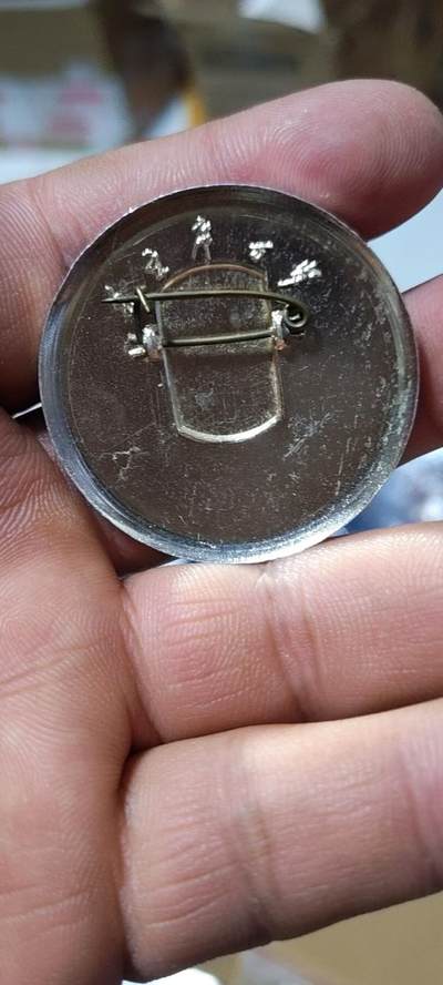 毛主席像章专场 🔥🔥🔥🔥毛主席像章，42.4毫米