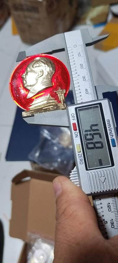 毛主席像章专场 🔥🔥天安门🔥🔥毛主席像章，46.8毫米