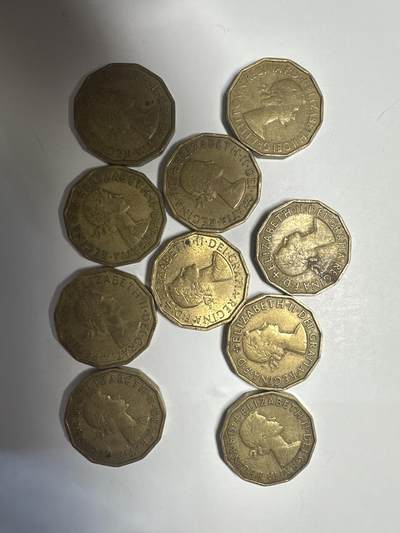 11.26散币、徽章专场 - 英国伊丽莎白女王三便士10枚 不同年份