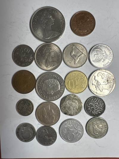 11.26散币、徽章专场 - 外国硬币18枚（混）