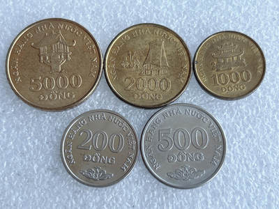 第一海外回流一元起拍收藏 散集专场. 第212期 - 越南2003年硬币5枚套