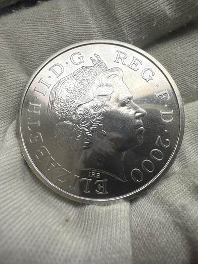 6.4散币专场 - 1999英国5英镑女王千禧年克朗纪念币39mm