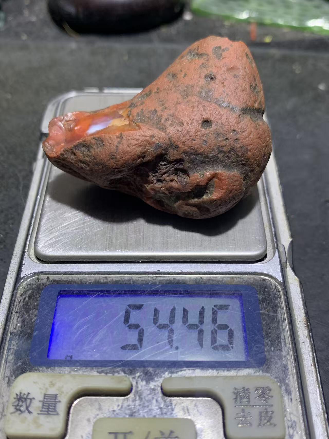 精美川料红皮开窗荔枝冻南红玛瑙原石一颗，