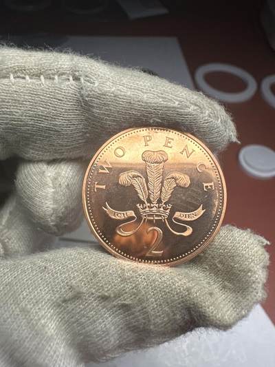 11.26散币、徽章专场 - 2002年英国2磅精制币