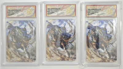 白泽拍卖卡牌手绘专场第18期（端午临中夏，时清日复长） 2024 卡德曼 武韵红颜（五子良将）3张 张辽3宫 杆子绘 粗闪 保粹评级 3张爆金10分 特标