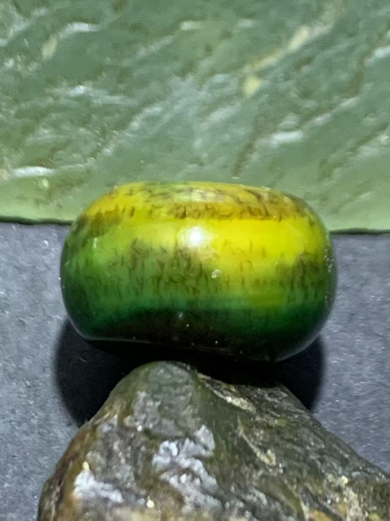 缠丝玛瑙六角算盘珠1颗