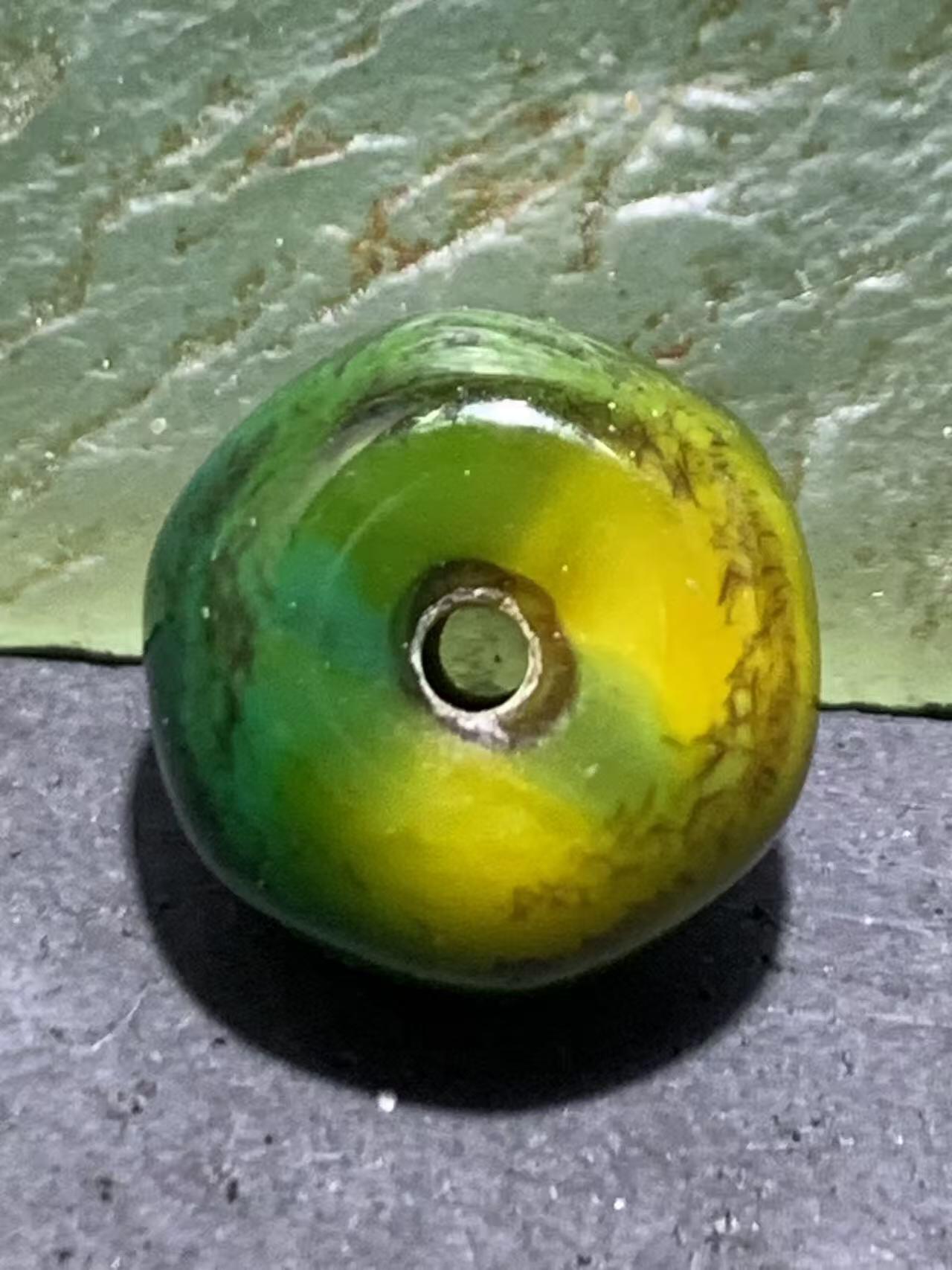 缠丝玛瑙六角算盘珠1颗