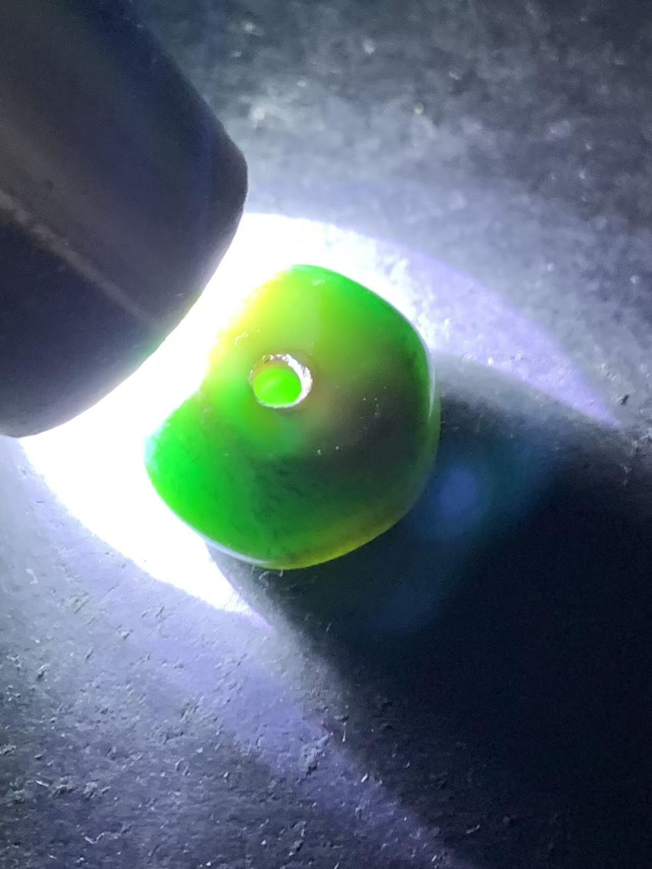 缠丝玛瑙六角算盘珠1颗