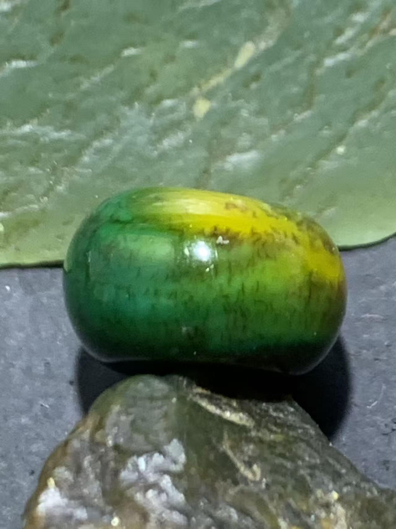 缠丝玛瑙六角算盘珠1颗