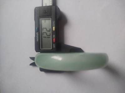 玉石 手串 手镯 手链专场 翡翠飘花手镯。