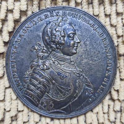 06月01日 世界币章 - 稀品： 1757年 普鲁士《腓特烈大帝布拉格战役》纪念铜章 直径约48mm