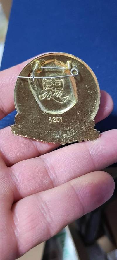 精品毛主席像章拍场 🔥七葵花🔥毛主席像章，