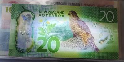 超越收藏第十四场（纸币➕银元） 新西兰20元全新UNC长号难得倒置号