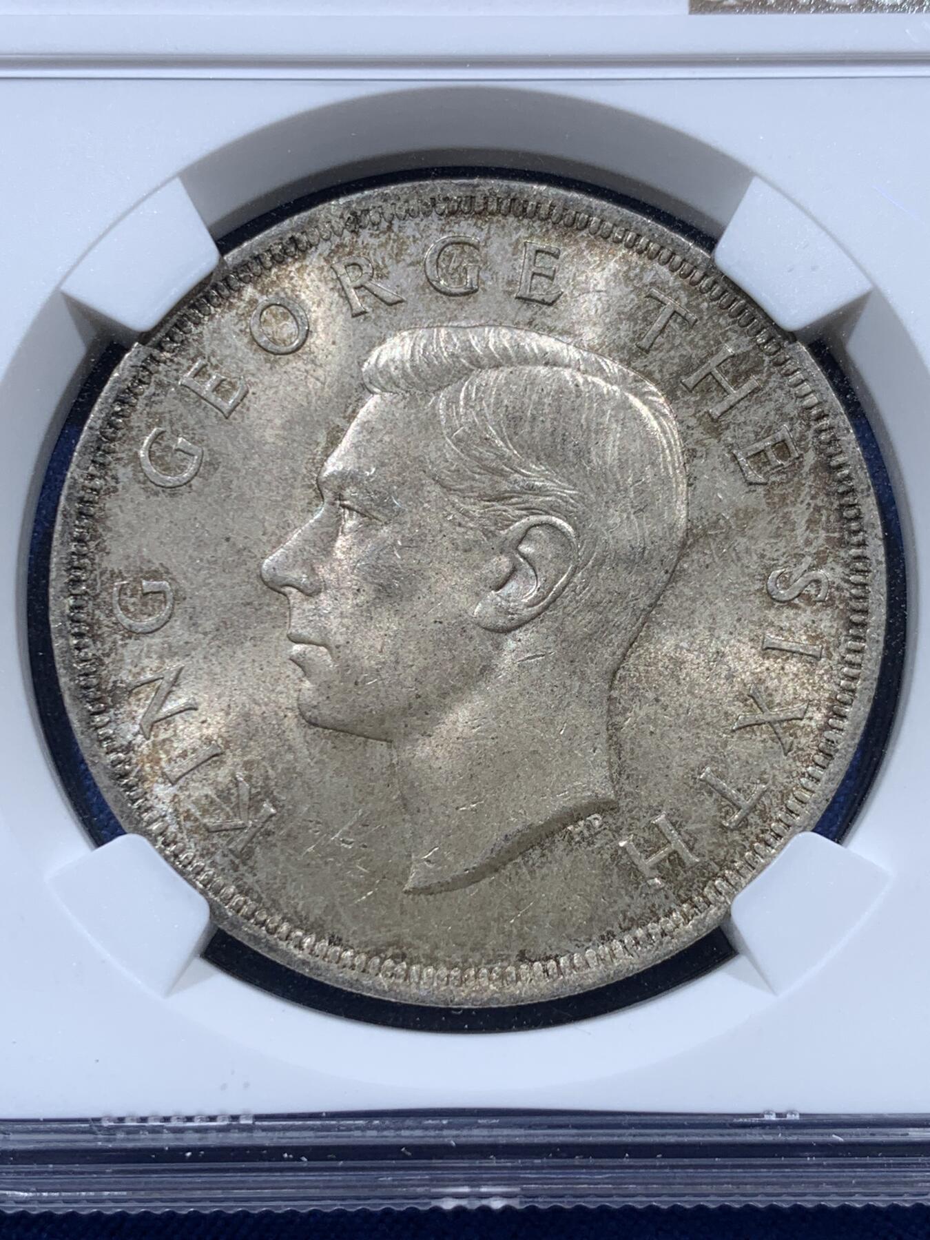 《竞宝斋》第388场 周日，周一，2场连拍 （全场包邮） NGC MS64 新西兰1949年乔治六世克朗大银币，原光好状态。