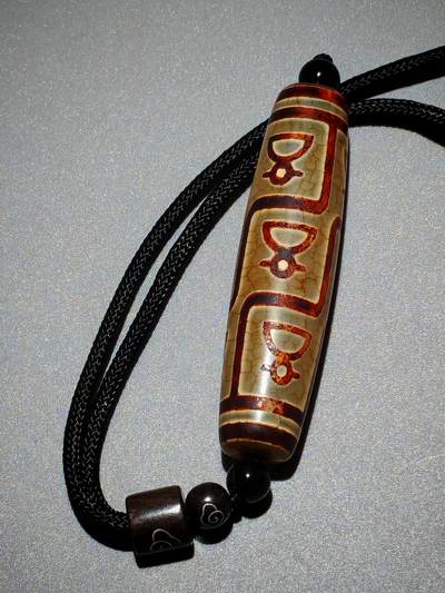 ❤️玛瑙龙鳞开片财神天珠(35014)尺寸56*14mm ❤️玛瑙龙鳞开片财神天珠(35014)尺寸56*14mm