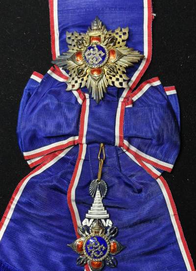 蜀地medal夏季精品专场拍卖 - 泰王国 特级王冠勋章 大克重美品男版