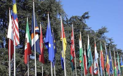 全新UNC 10国（欧洲、英国、澳大利亚、新加坡、马来西亚、新西兰、俄罗斯、文莱、加拿大、美国）5元钞，号码随机不单出，可供几十套 - 全新UNC 10国（欧洲、英国、澳大利亚、新加坡、马来西亚、新西兰、俄罗斯、文莱、加拿大、美国）5元钞，号码随机不单出，可供几十套