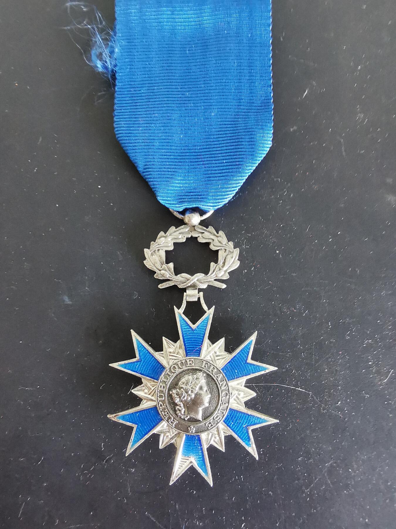 老王徽章第125期