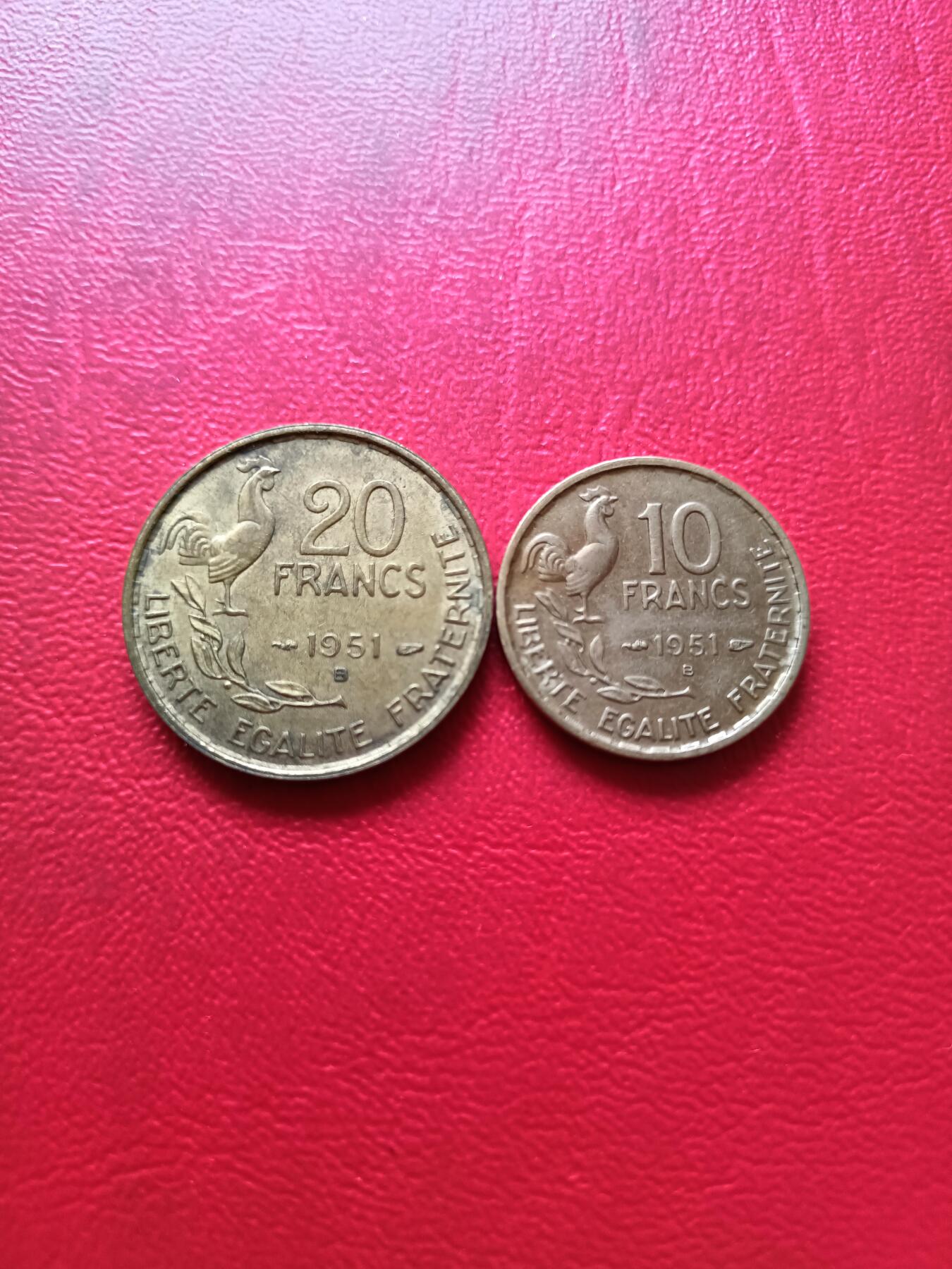 【云涧收藏】第三十三场 法国1951年B标10、20法朗2枚