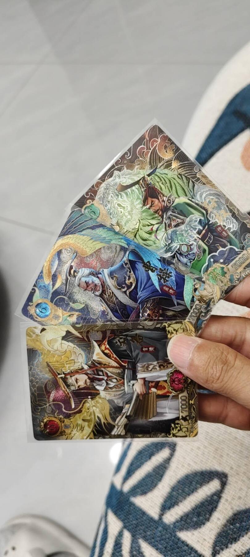 秋原瞳的小店第15期（收各类拍品，私聊拍卖主） 卡游三国三元包大卡位英杰三君主一套推荐，实物很好看