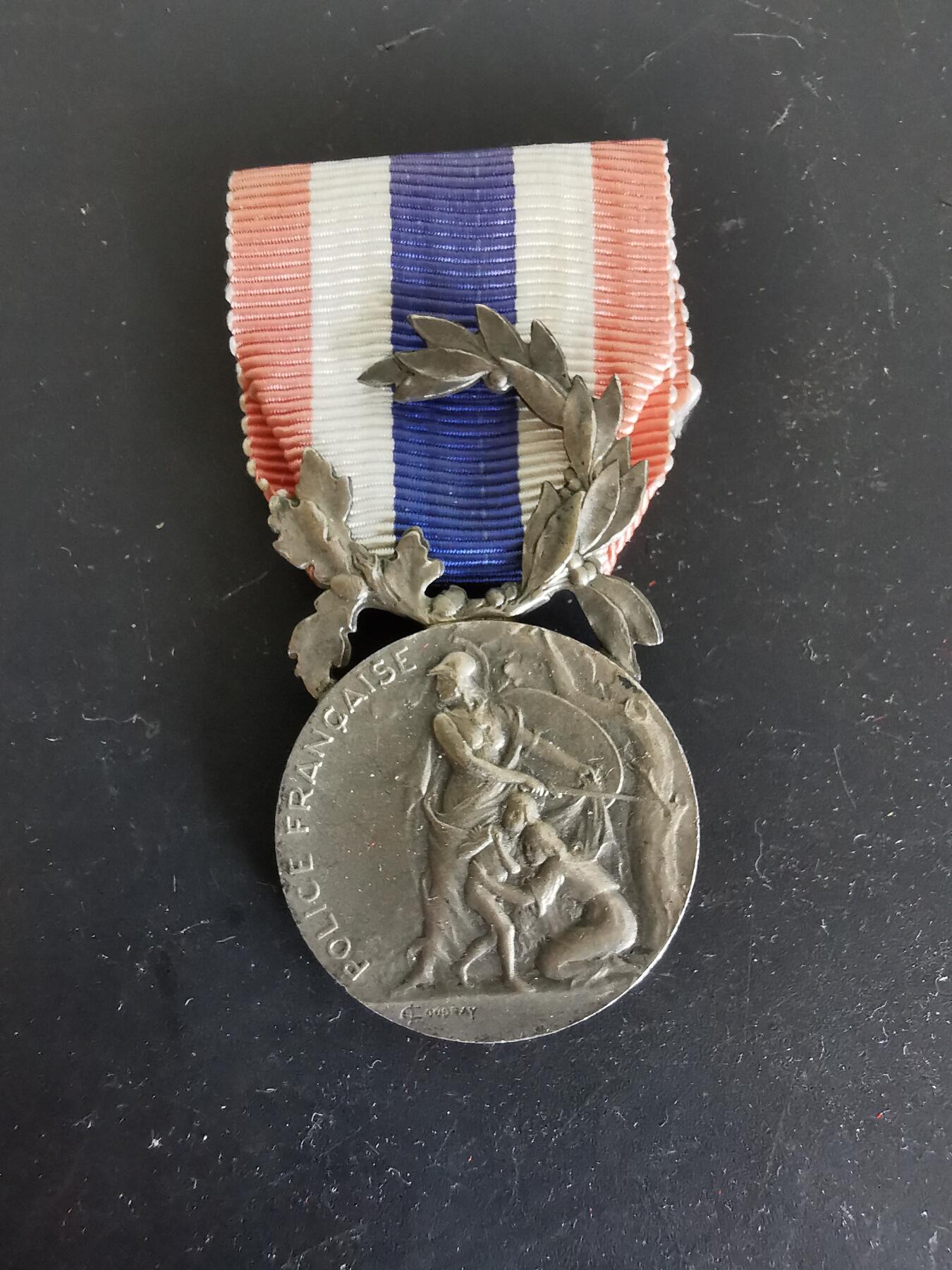 老王徽章第125期