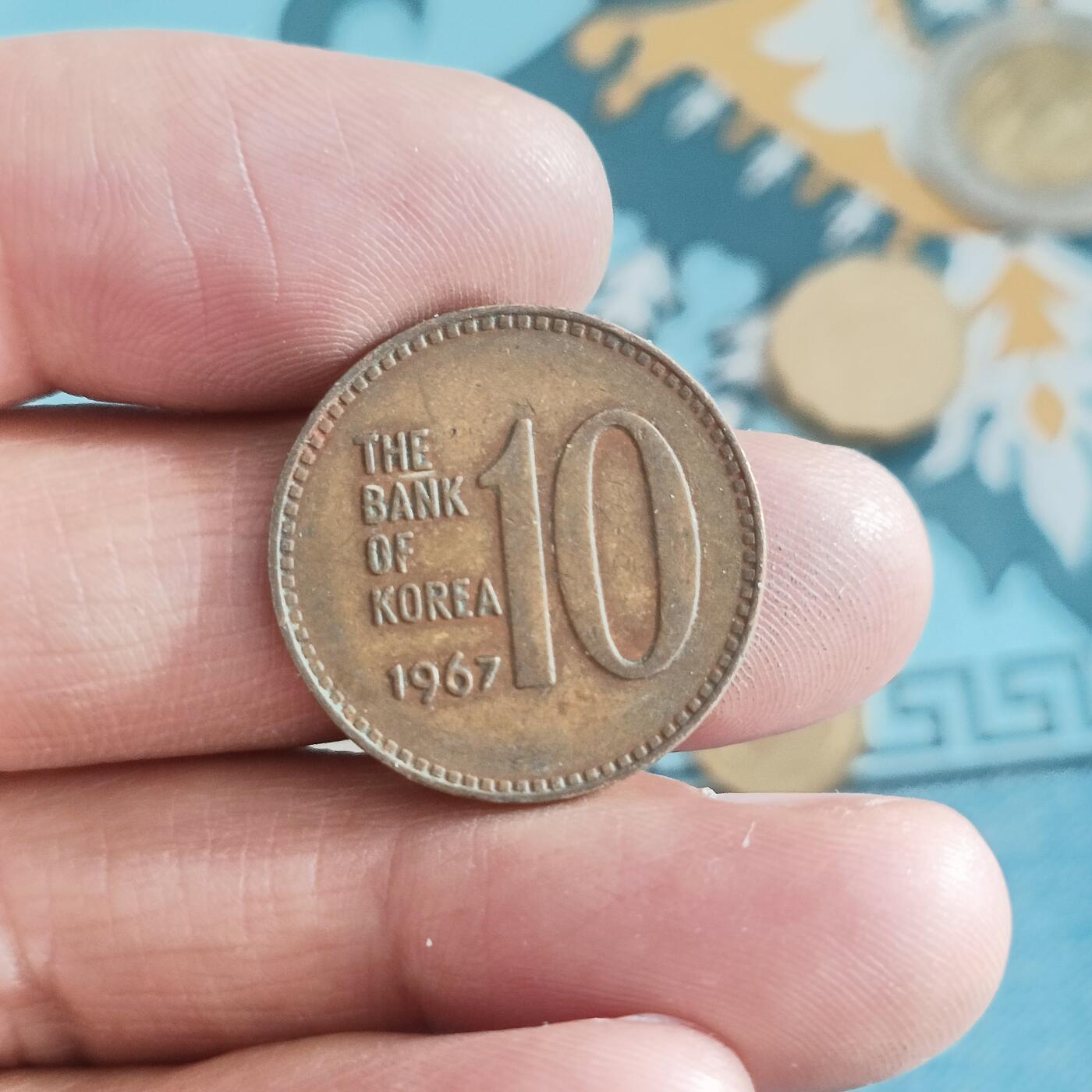 泡泡币外币第四十七场可代拍15038385335微信 韩国67年十元