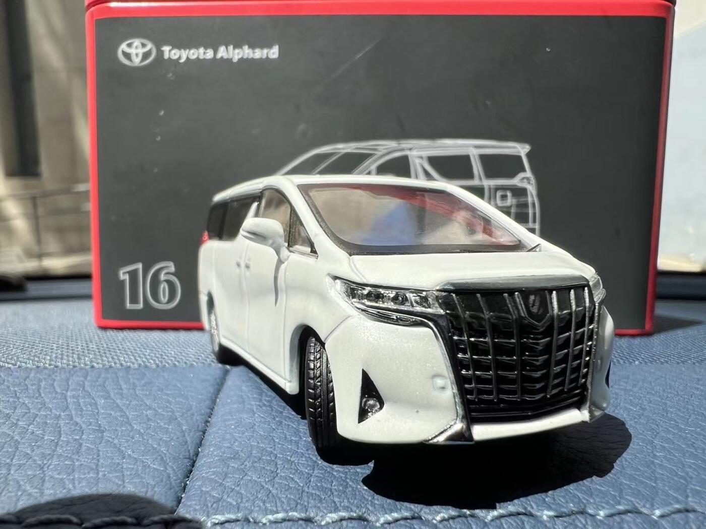 零元拍：丰田亚洲首席形象大使，国民女神高圆圆亲笔签名丰田原厂埃尔法1:64 合金车模