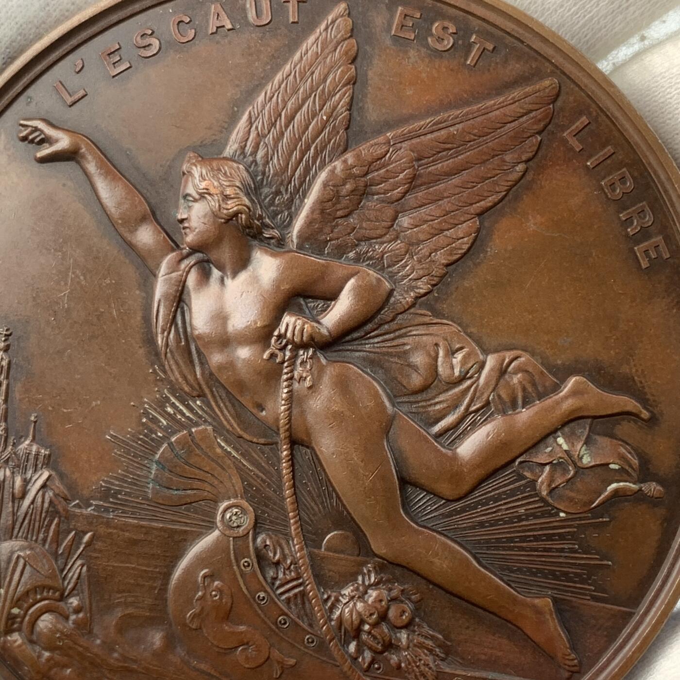 掌中浮雕-藏着的欧洲第029场