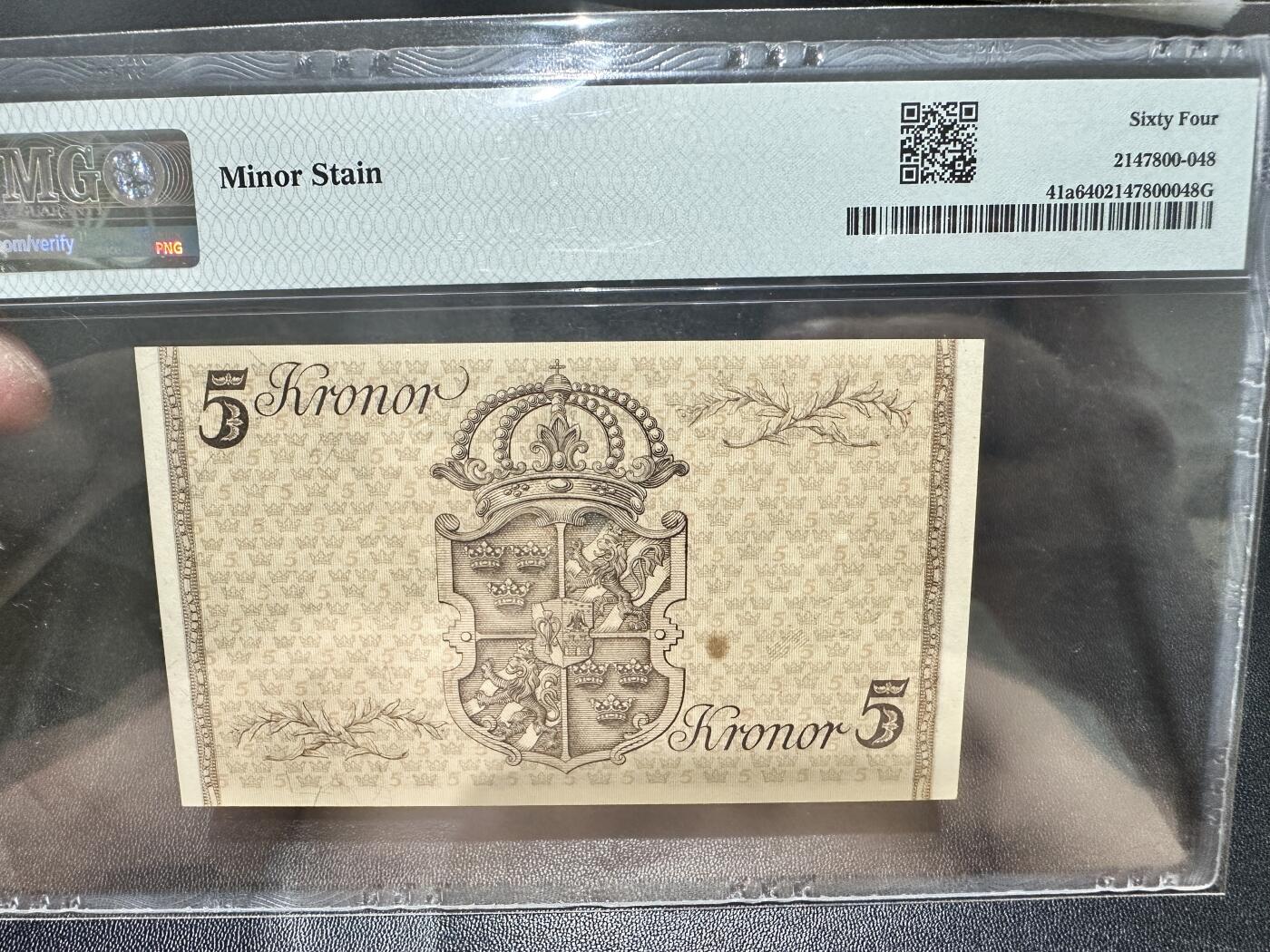 《外钞收藏家》第五百三十四期（本期裸币和评级精品）（长期征集拍品、欢迎联系） 1948年瑞典5克朗 PMG64 纪念钞