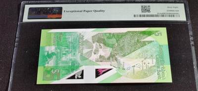 刘世昌艺术品销售中心～虎踞龙蟠*金杨在线联拍群第521期 东加勒比2021年5元（PMG    68E    串号：CZ615926）1枚。