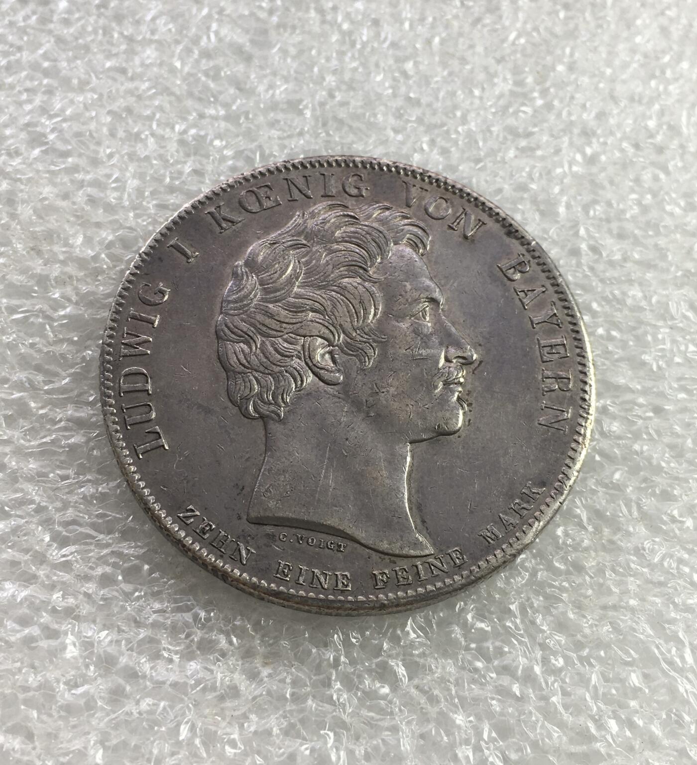 世界钱币专场拍卖