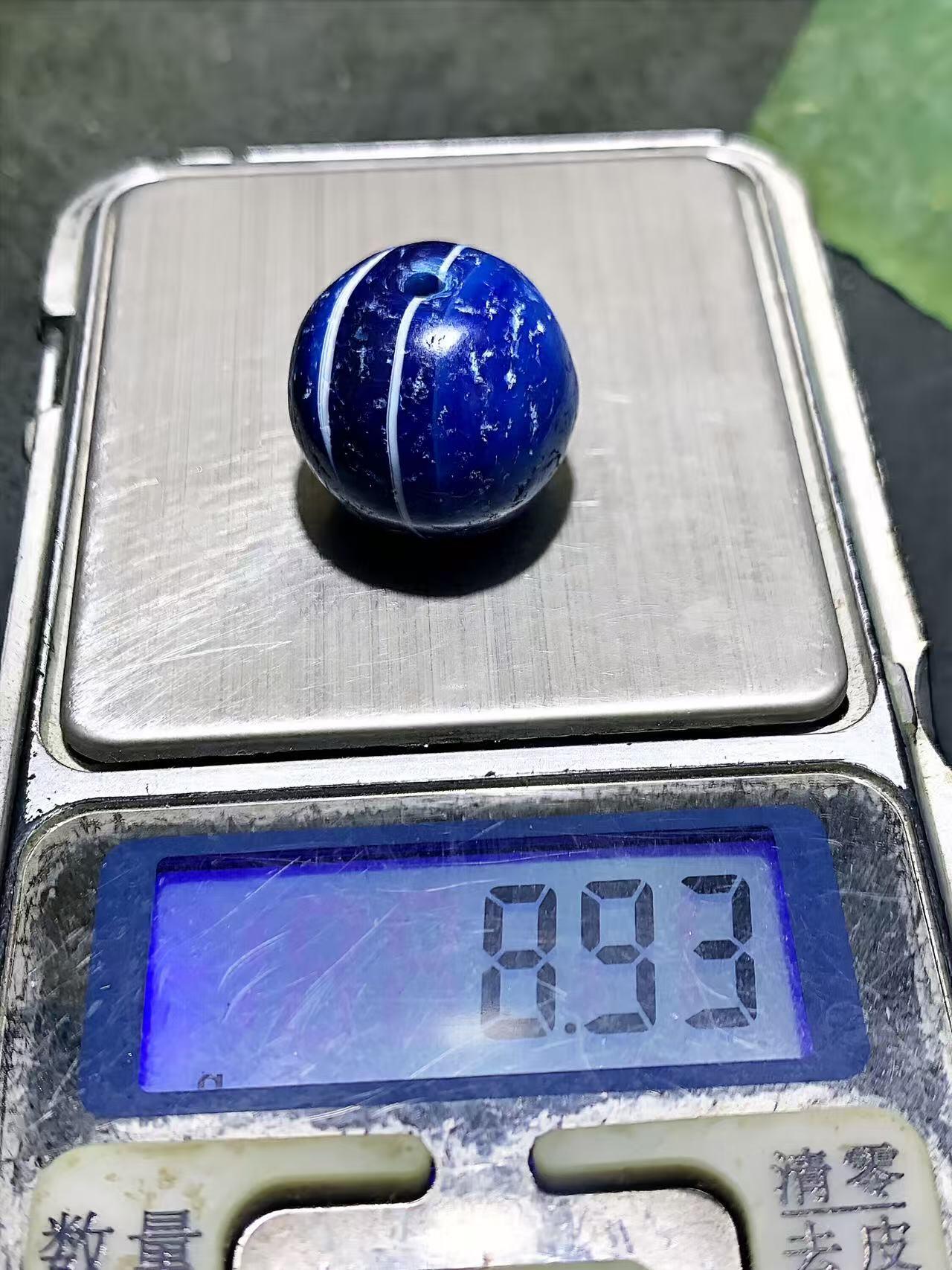 精美高玉化风化纹玛瑙随形珠一颗，。