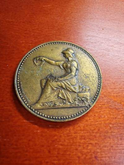 长老汇马年精选第十三场拍卖 -  法国餐旅辛迪加铜章，60.52克，50MM，未刻获奖者信息，边有铜标