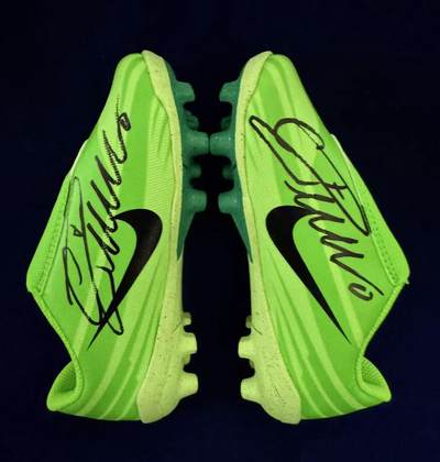 零元拍：[C罗]克里斯蒂亚诺-罗纳尔多亲笔签名Nike Mercurial Superfly 9 Academy CR7 PE儿童专业足球鞋 - 零元拍：[C罗]克里斯蒂亚诺-罗纳尔多亲笔签名Nike Mercurial Superfly 9 Academy CR7 PE儿童专业足球鞋